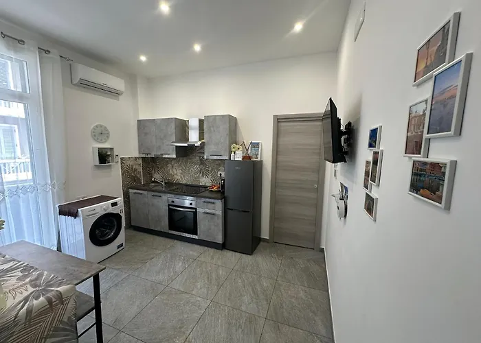 D&a Appartament * バーリ